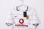 Retro Manchester United 2003/05 Away - Image 6