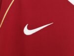Retro Manchester United 2006/07 Home - Image 7