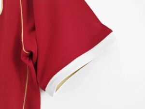 Retro Manchester United 2006/07 Home - Image 9