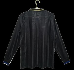 Retro Manchester United 93/94 Away Long Sleeves - Image 2