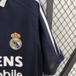 Retro Real Madrid 2004/05 Away S-XXL - Image 6
