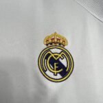Retro Real Madrid 2005/06 Home White - Image 3