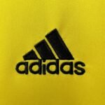 Retro Real Madrid 2011/12 Goalkeeper Yellow - Image 9