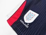 Shorts Retro England 1998 Home - Image 3