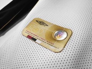 Retro Manchester United 100th Anniversary Reversible Long Sleeves - Image 11