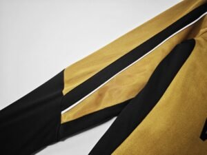 Retro Manchester United 100th Anniversary Reversible Long Sleeves - Image 12