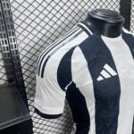 Player Version  Juventus 24/25 Home - Image 4