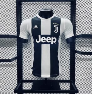 Player Version  Juventus 18/19 Home