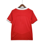 Retro Manchester United 2004/06 Home Red - Image 2