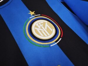 Retro  Inter Milan 09/10 Home - Image 6