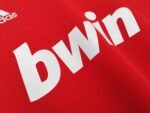 Retro  Real Madrid 11/12 Third Red - Image 8