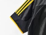 Retro Real Madrid 1999/01 Away Black - Image 8