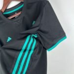 Retro  Real Madrid 17/18 Away Black - Image 4