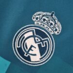 Retro  Real Madrid 17/18 Third - Image 3