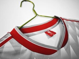 Retro 1989-91 LVP Away - Image 5