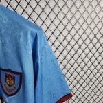 Retro  1995-97 West Ham Away - Image 5