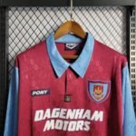Retro 1995-97 West Ham Long Sleeves Home Red - Image 6