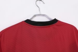 Retro Manchester United 09/10 Home - Image 9