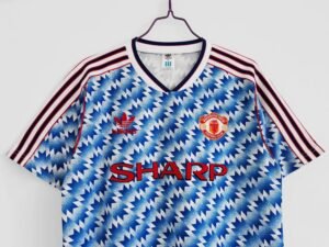 Retro Manchester United 1990/92 Away - Image 7