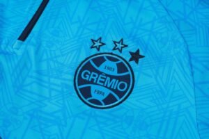 Full Zippered 2024-25 Grêmio Training Suit - Image 4