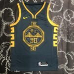 Season 18 Warriors No.30 Curry - Image 3