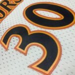 MN Heat Pressed Retro : SW Warriors 09/10 White No.30 Curry - Image 5
