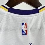 Kids Lakers White No.77 Dončić - Image 6