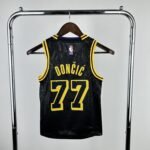 Kids Lakers No.77 Dončić - Image 2