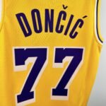 Kids Lakers No.77 Dončić - Image 3
