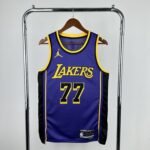 23 Season Lakers Flyer No. 77 Dončić
