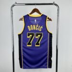 23 Season Lakers Flyer No. 77 Dončić - Image 2