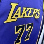 23 Season Lakers Flyer No. 77 Dončić - Image 3