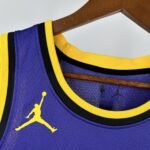 23 Season Lakers Flyer No. 77 Dončić - Image 6