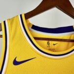 23 Season Lakers Yellow No. 77 Dončić - Image 6