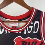 MN Heat Pressed Vintage : Chicago Bulls 1997/98 - Image 2