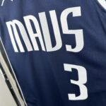 23 Season Mavericks Flyer Edition No.3 Davis - Image 3