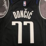 Mavericks Glory Edition  No.77 Dončić - Image 4