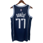 23 Season Mavericks Flyer Limited Edition No. 77 Dončić - Image 2