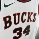 18 Season Milwaukee Bucks No.34 ANTETOKOUNMPO - Image 4