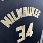 24 Season  Glory Edition Milwaukee Bucks No.34 - Image 6