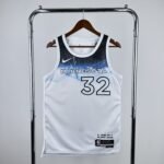 25 SEASON MINNESOTA TIMBERWOLVES CITY VERSION  NO.32