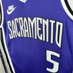 25 SEASON SACRAMENTO KINGS  #5 FOX - Image 5