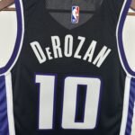 24 SEASON SACRAMENTO KINGS Away  #10 DeROZAN - Image 5