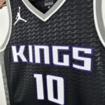 23 SEASON SACRAMENTO KINGS FLYER  #10 DeROZAN - Image 4