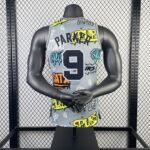 MN Heat Pressed Vintage : SW Spurs 02/03 Graffiti No.9 Parker - Image 10