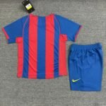 Kids Retro 04/05 Barcelona Home Kit 16-28 - Image 2