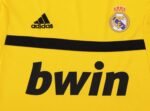 Kids Real Madrid 11/12 Goalkeeper Kit 16-28 - Image 4
