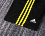 Kids Real Madrid 11/12 Goalkeeper Black Kit 16-28 - Image 11