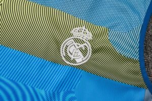 Real Madrid Sleeveless training suit D2529 - Image 6