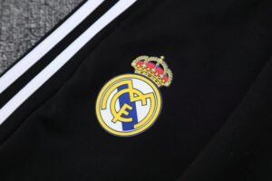 Real Madrid Retro full zipper training Suit - Image 14